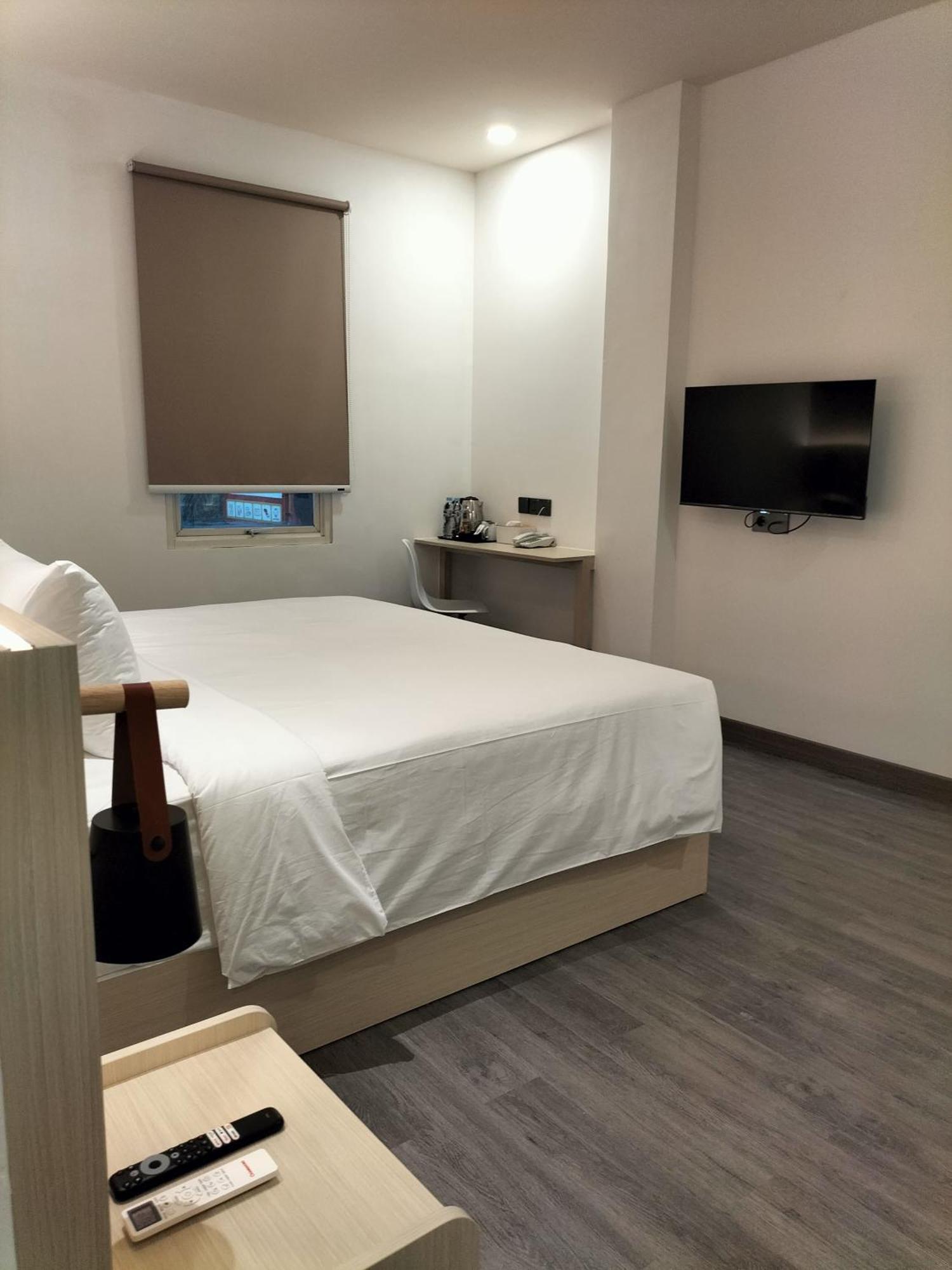 True Blue Hotel Menteng Jakarta Ngoại thất bức ảnh