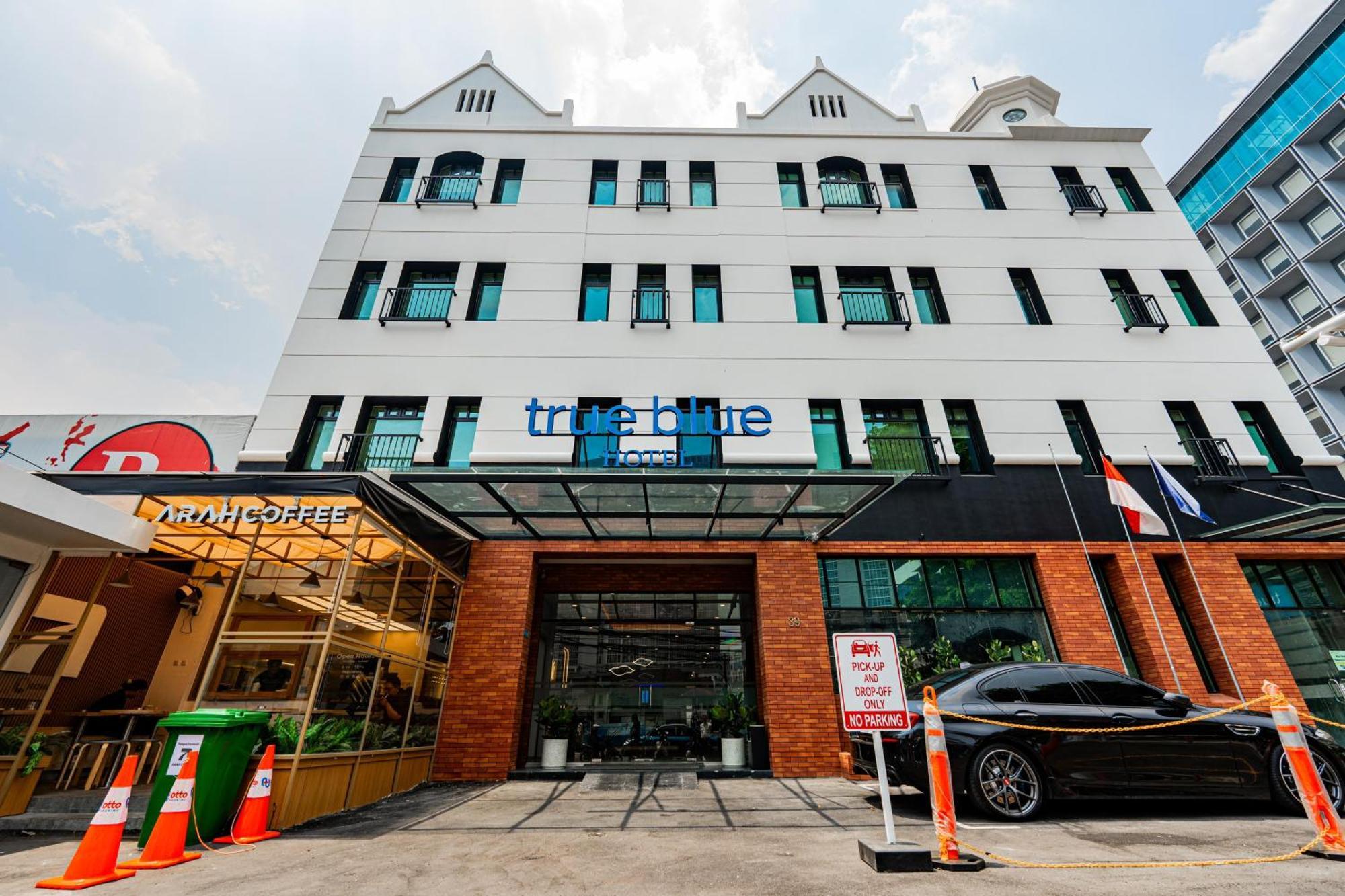 True Blue Hotel Menteng Jakarta Ngoại thất bức ảnh