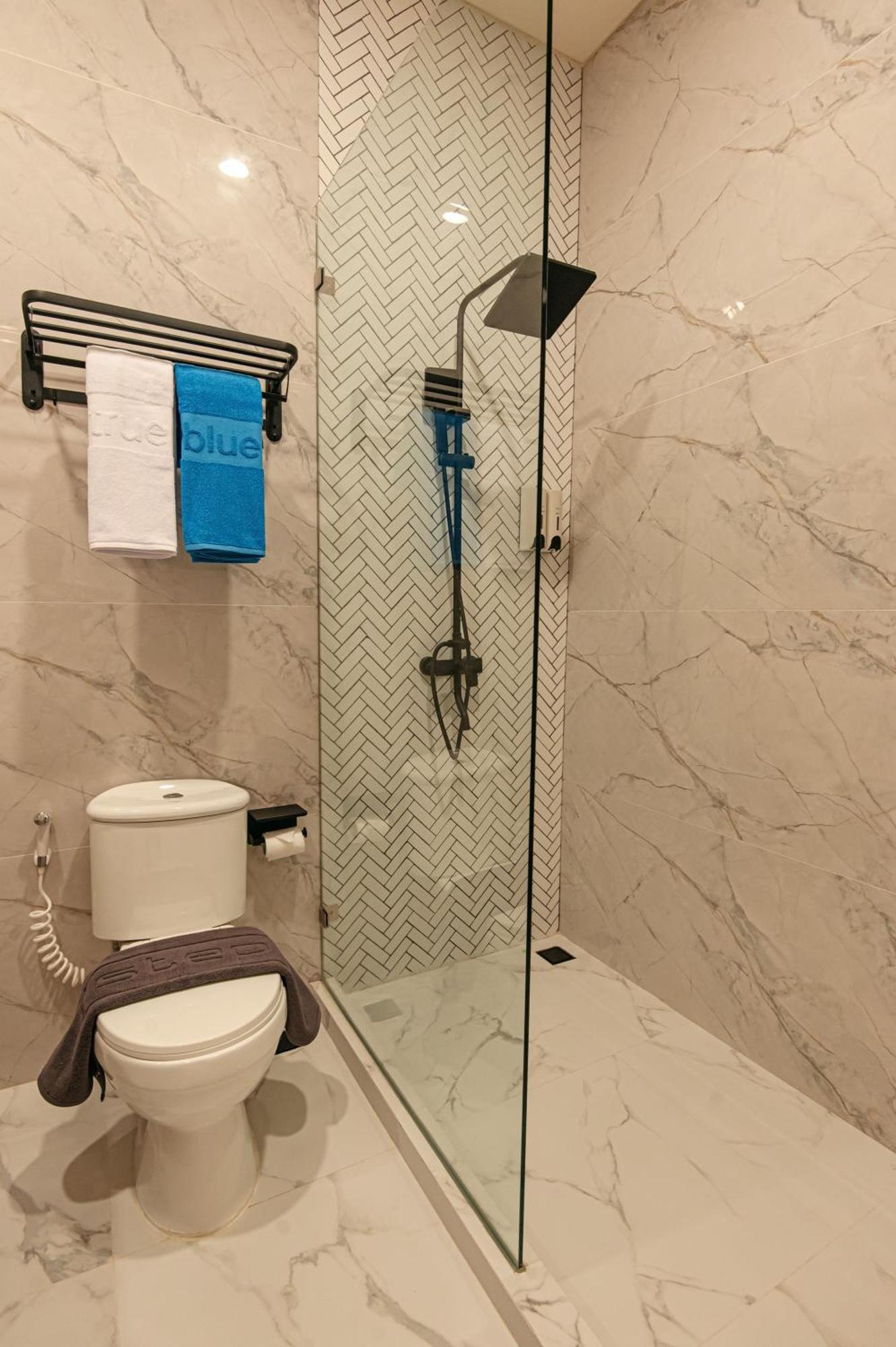 True Blue Hotel Menteng Jakarta Ngoại thất bức ảnh